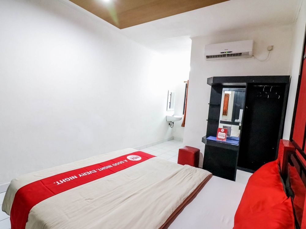 Hotel Mangga Dua Makassar Exterior photo