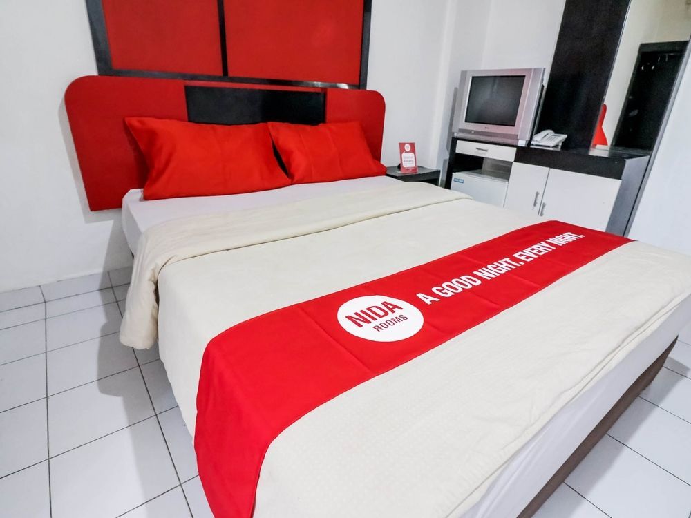 Hotel Mangga Dua Makassar Exterior photo